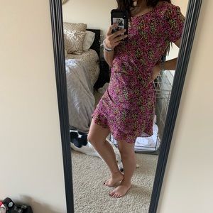 Floral Vintage-Looking Dress